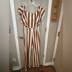 Dress Day off the shoulder brown white striped wide leg jumpsuit with pockets L.